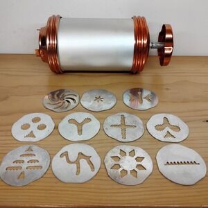 Vintage Mirro Cookie Pastry Twist Press Decorator Set With 11 Discs Christmas